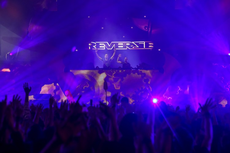 Reverze - Guardians of Time