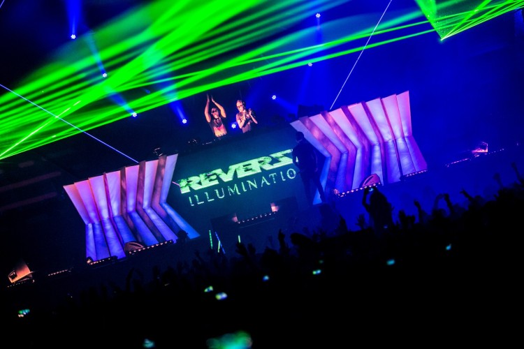 Reverze - Illumination