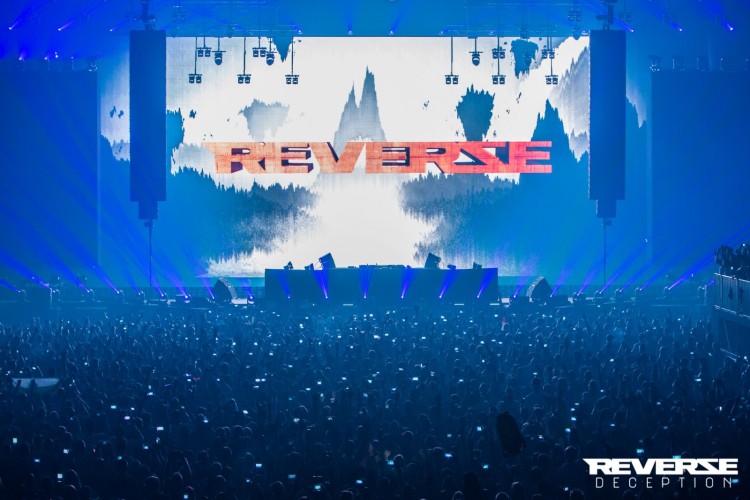 Reverze - Deception