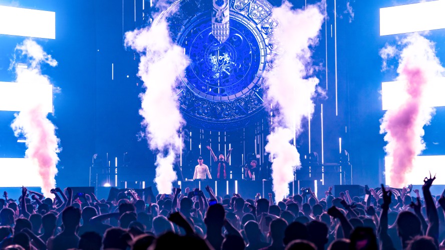 Reverze - Time Will Tell by Delio Nijmeijer